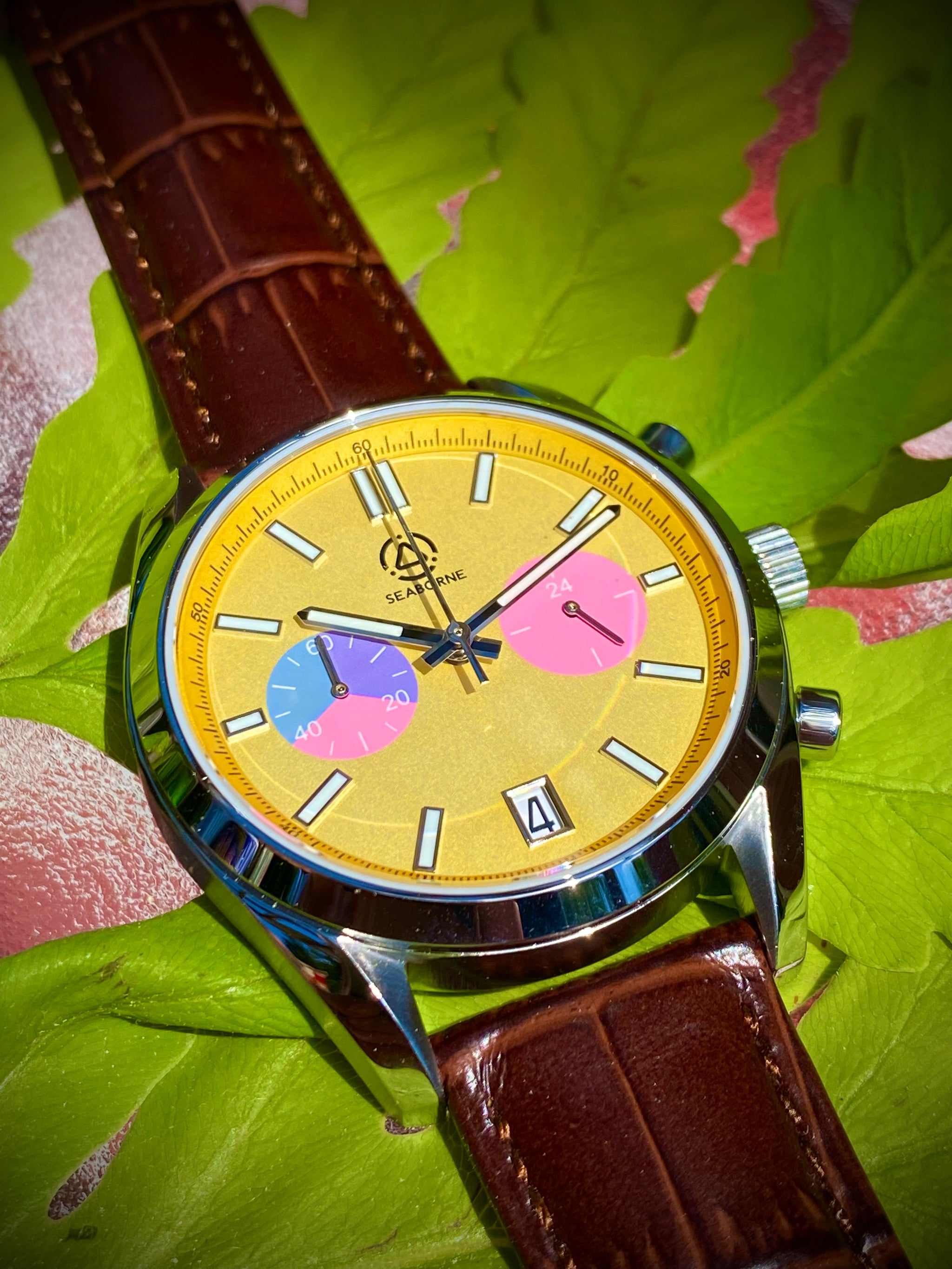 Vk64 watch top